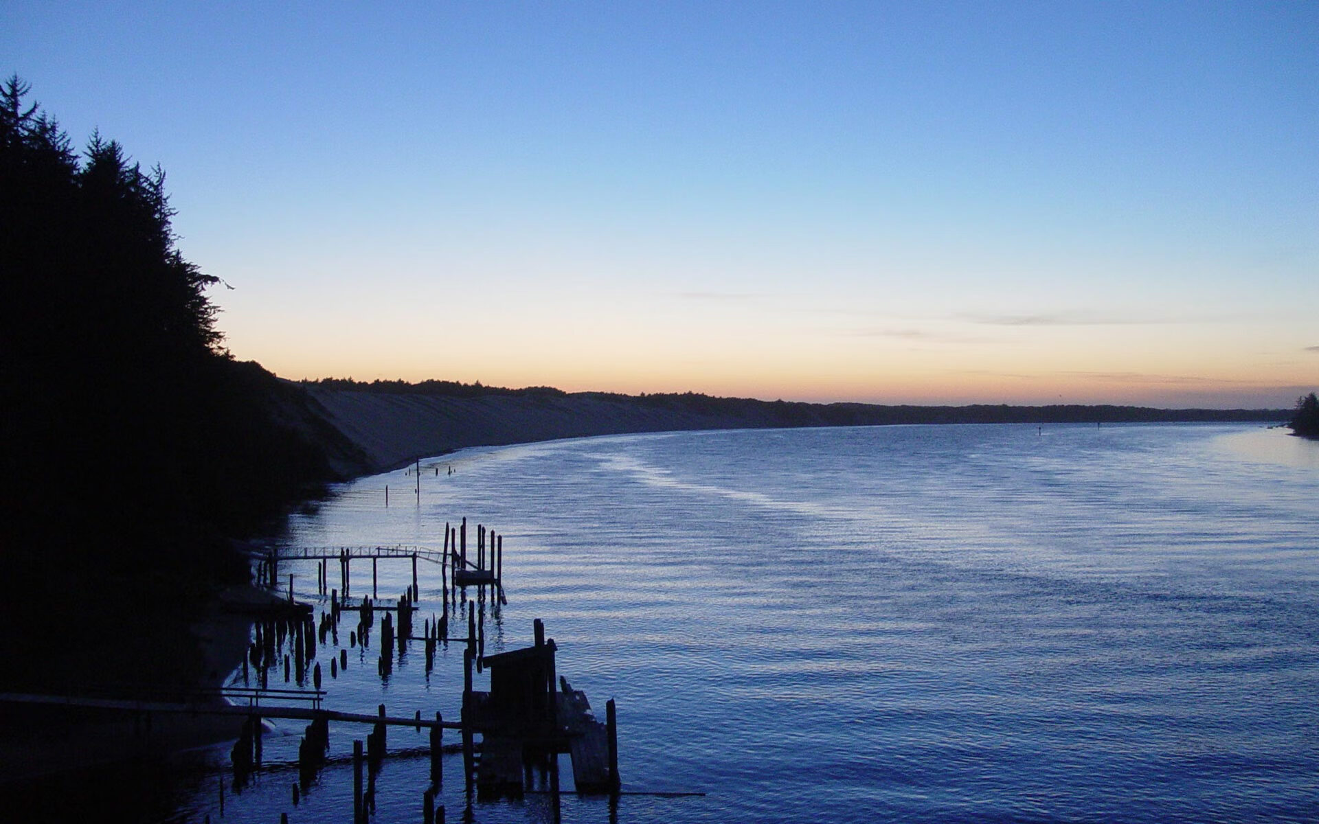 爱游戏在线登录入口-萨默·麦金托什展现强大耐力与爆发力，麦金托什是谁