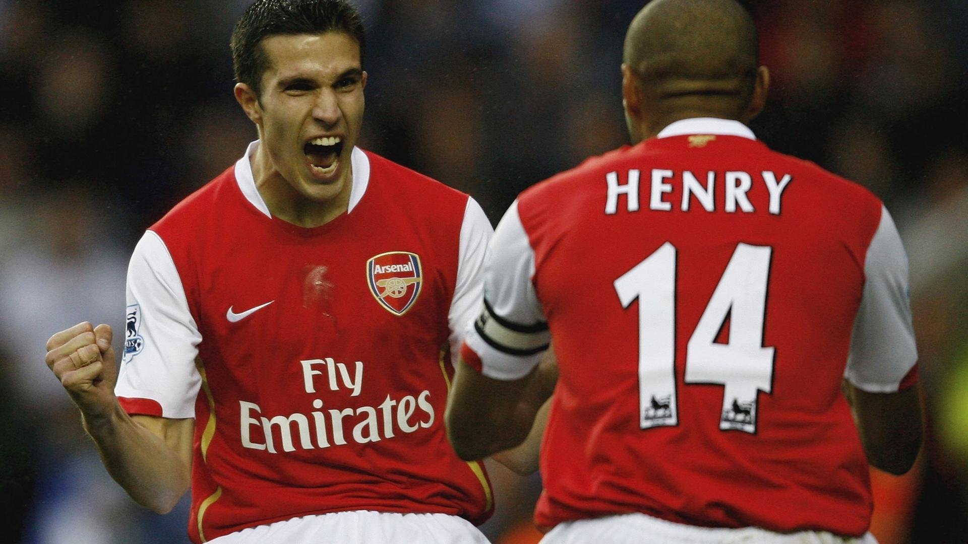 “跑圈铁人”挑战100天百马，惊艳朋友圈，跑100圈视频